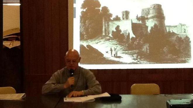 A lezione di storia di Avenza