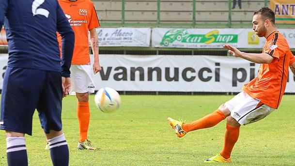 Peluso-De Angelis, Lega Pro più vicina