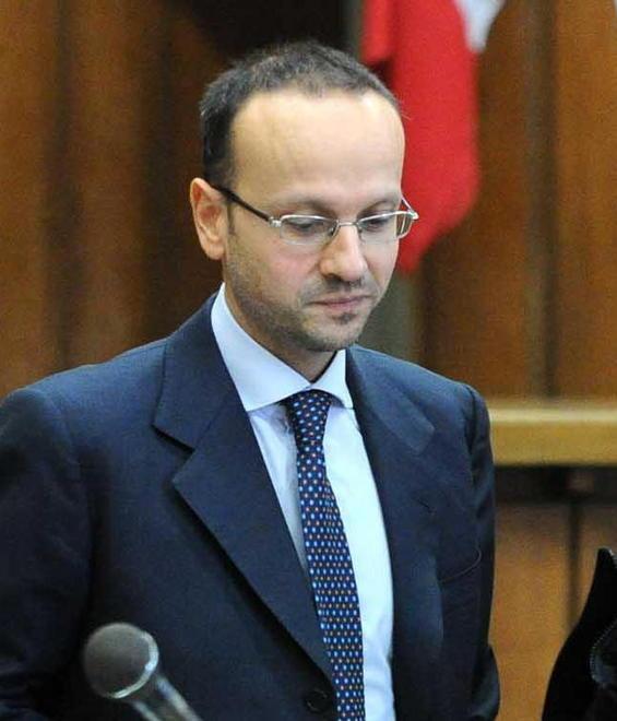 Contestati due tentati abusi d’ufficio