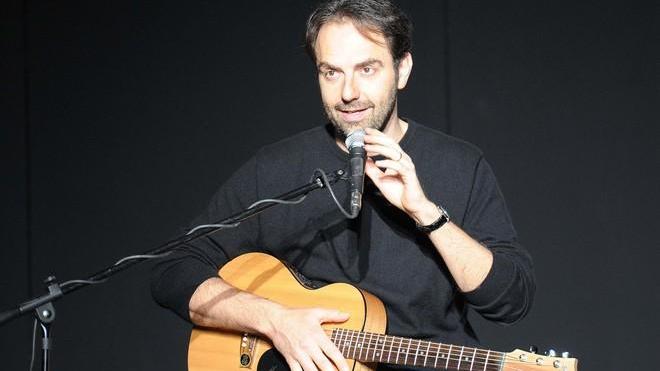 I Beatles raccontati da Neri Marcorè con la Banda Osiris
