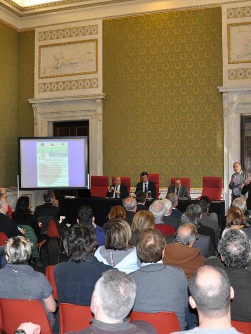 Sala Maria Luisa affollata per il convegno sport e salute
