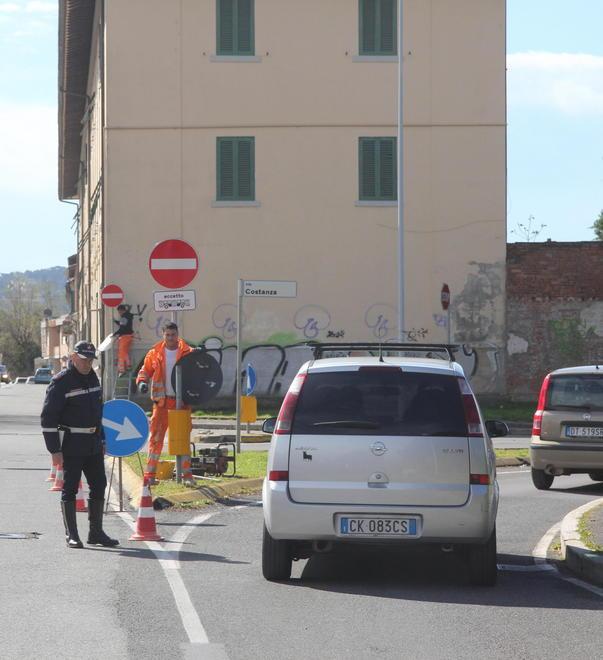 Tra dubbi e proteste in via di Salviano torna il senso unico 