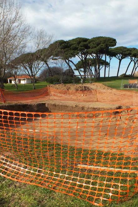 Baratti, nuove scoperte dagli scavi per le fognature 