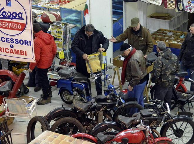 Auto e moto d’epoca Torna la mostra scambio 