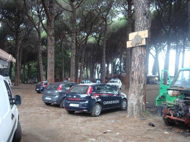 Non mandano i figli a scuola, denunciati 55 rom 