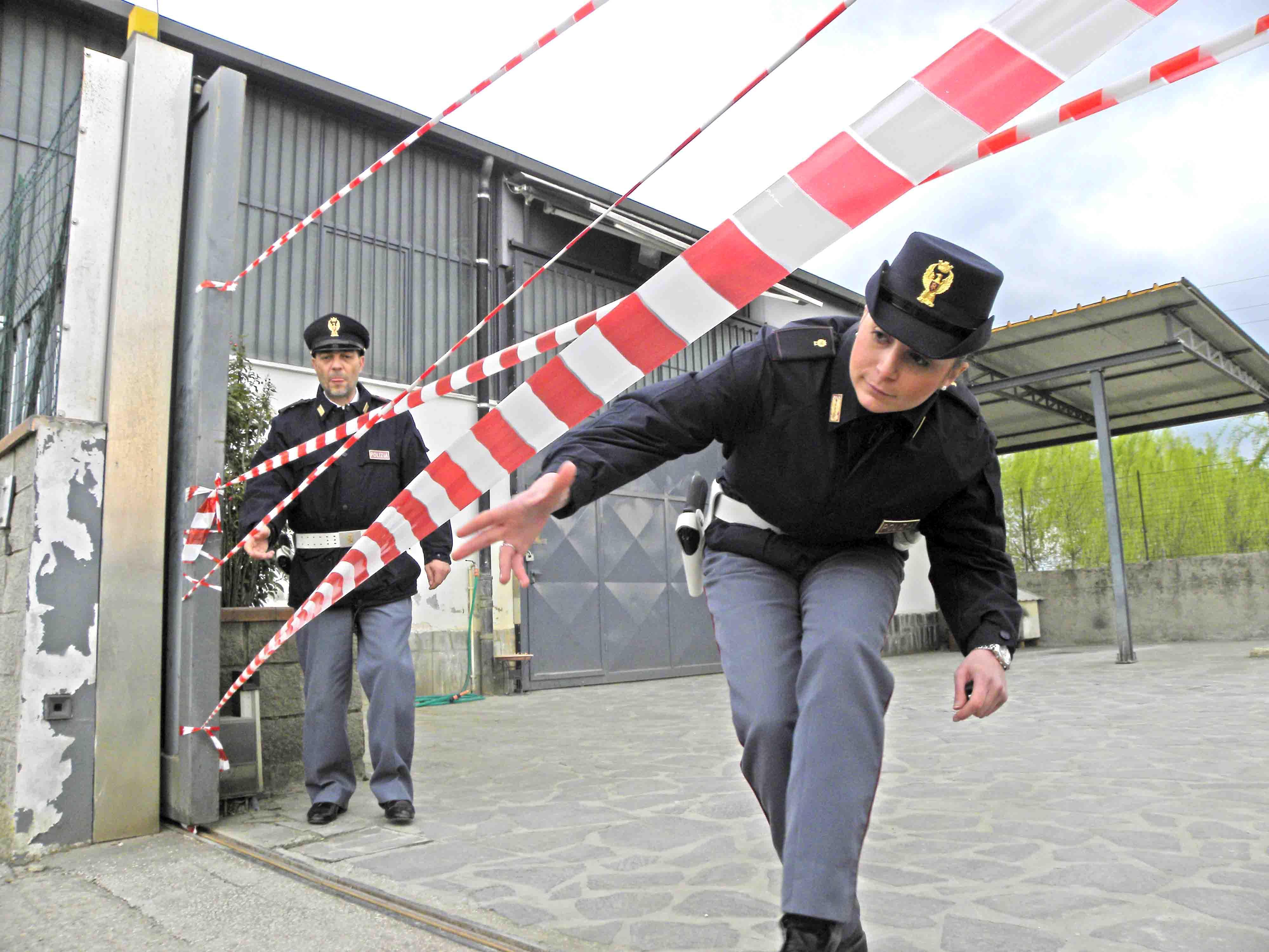 Pistoia, resti di un uomo disciolto nell’acido: c'è già una pista 