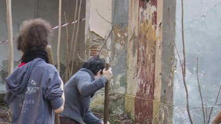 «Non c’è alcuna urgenza di liberare il distretto»
