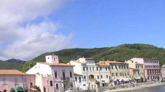 Il lungomare si spegne per l’evento “Earth Hour”