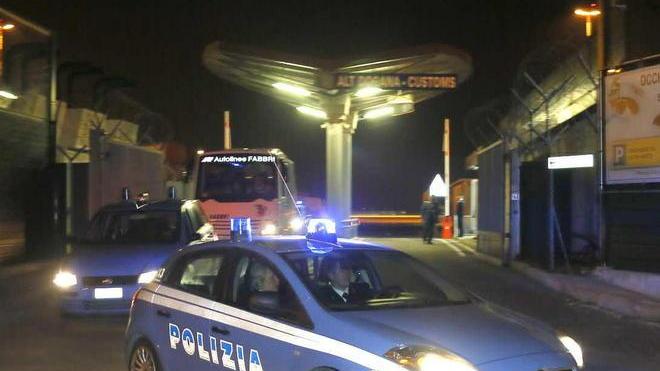 In fuga dalla guerra chiedono asilo politico