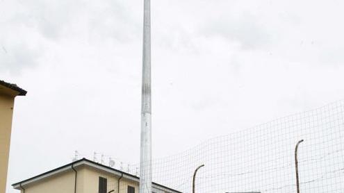 Antenna Vodafone, i residenti si rivolgono alla Procura