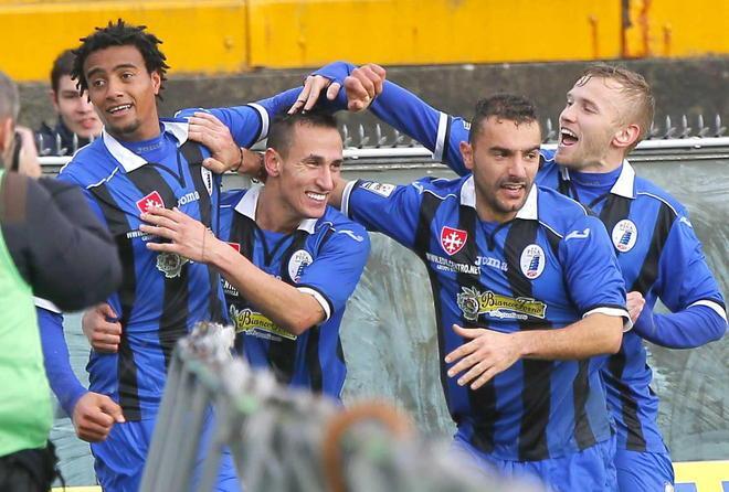 Il Pisa travolge il Prato: 5-0 