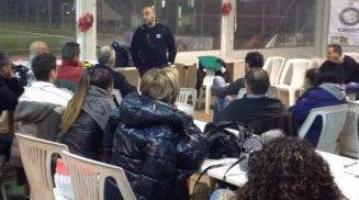 In trentotto imparano a usare il defibrillatore