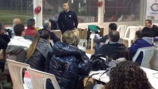 In trentotto imparano a usare il defibrillatore