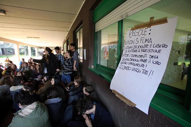 No alla ricreazione in classe, parte la protesta all’Enriques 