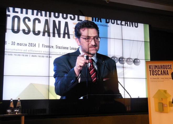 Cascina fa scuola alla fiera dell'efficienza energetica in edilizia 