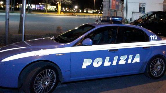 Modena, la polizia salva un 19enne dal suicidio per amore