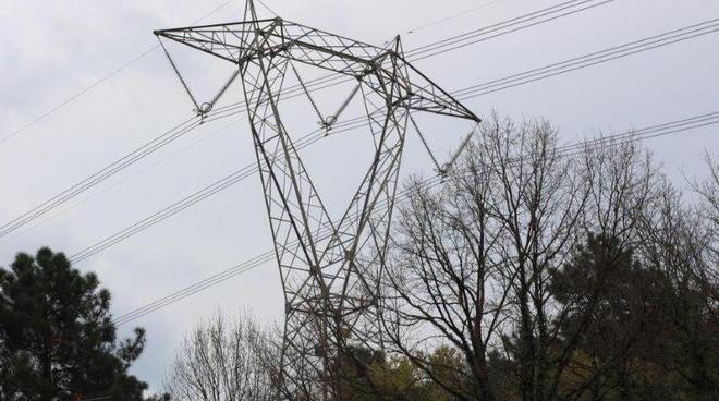 Riunione a Nozzano sull’elettrodotto 