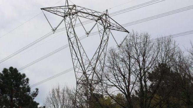 Riunione a Nozzano sull’elettrodotto