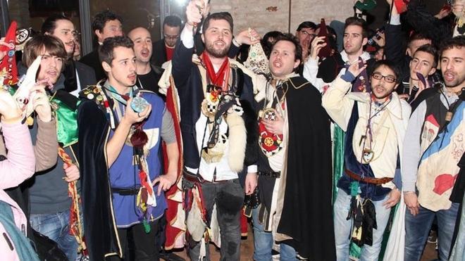 Signori, per Ferrara si aggira il nuovo duca, ha nome Azzo XLVI