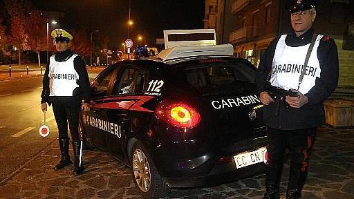 Seviziarono imprenditore che gli doveva dei soldi: arrestati