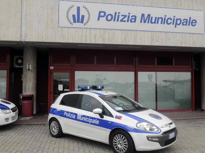 Vigili e Comune morosi sfrattati dai Quadrati