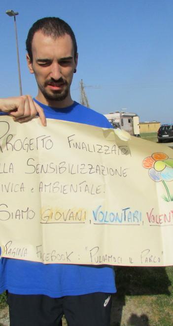 Volontari ecologisti cercansi 