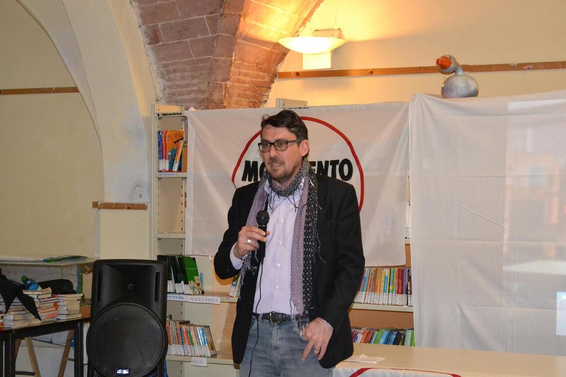 I grillini bussano alle porte del Comune con l’avvocato Niccoli 