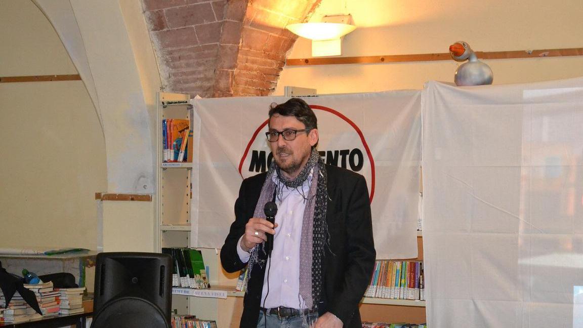 I grillini bussano alle porte del Comune con l’avvocato Niccoli