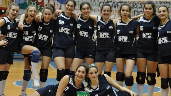 Stavolta, in... alto stat Virtus