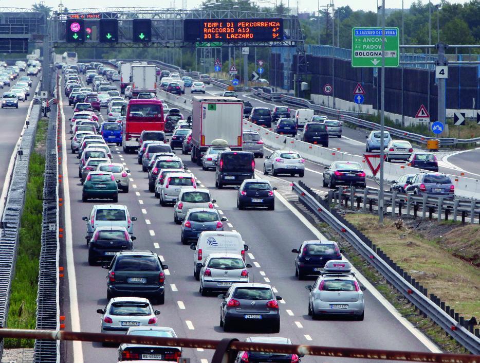 Coopsette, stop al maxi appalto 