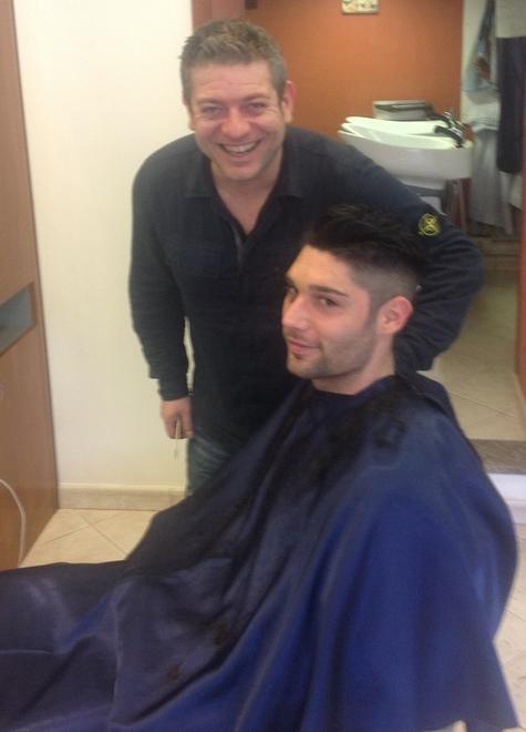 Parrucchiere di giorno disc jockey di notte Ecco “Radio Diabolico” 