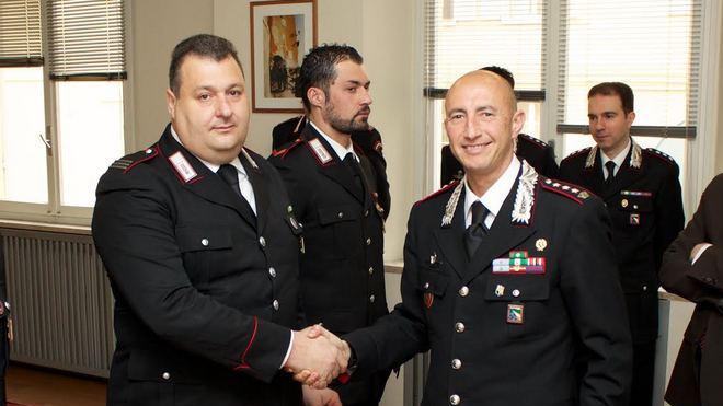 Disarmò il rapinatore, plauso al maresciallo capo