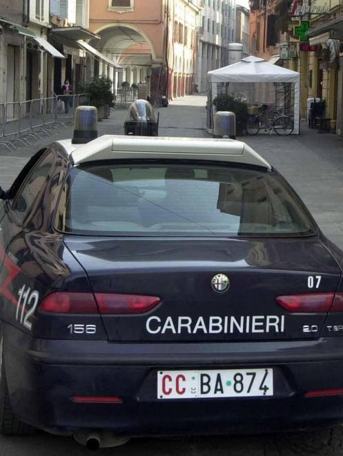 Bastonate all’auto di chi lo accusò 