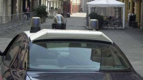 Bastonate all’auto di chi lo accusò