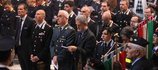 Precetto pasquale della polizia 