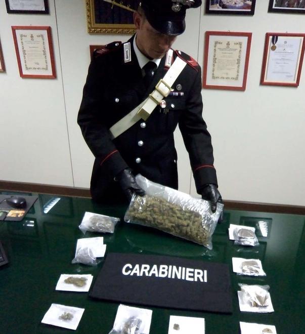 Spaccio ai Baluardi, tre persone in manette 