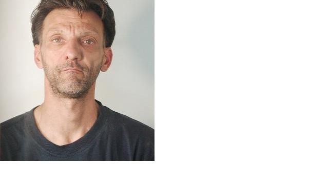 Ruba all'Usl e aggredisce la guardia giurata, arrestato