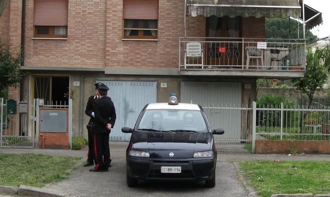 Trovato morto in casa