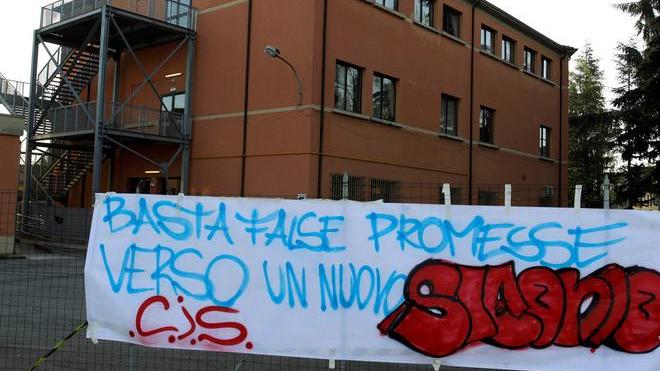 Classi allagate al liceo Sigonio