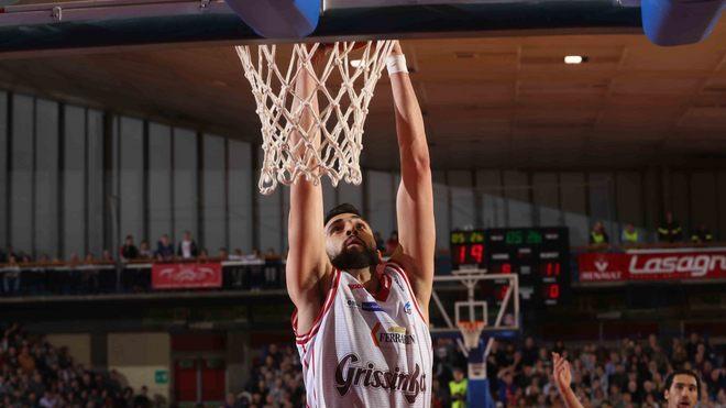 In emergenza sotto canestro la Grissin Bon ospita Roma