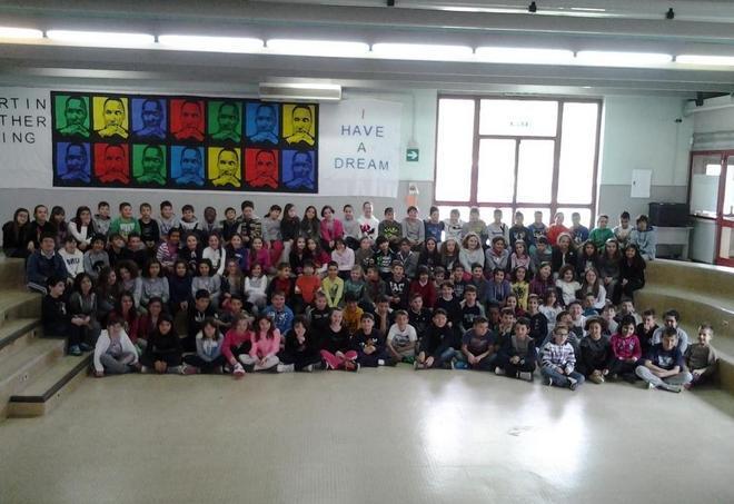 Il mosaico degli studenti esposto al Guggenheim 