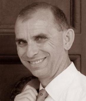 L’addio al geometra 59enne morto in moto