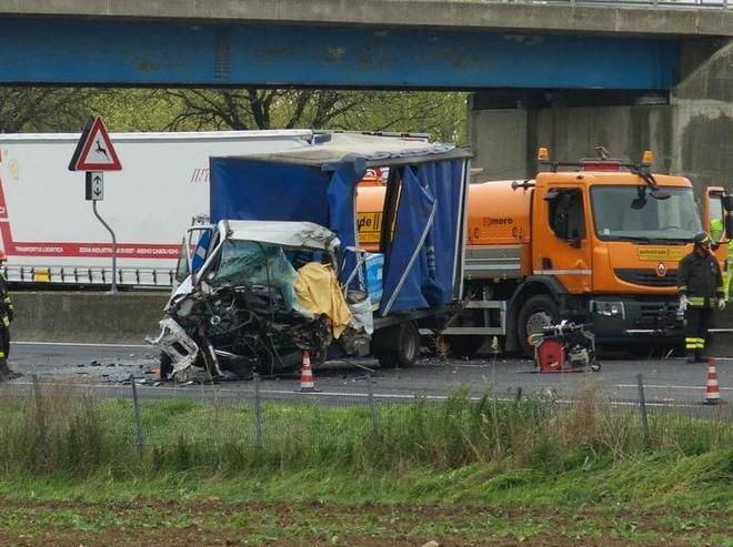 Camionista morto sull’A14, lutto in paese 
