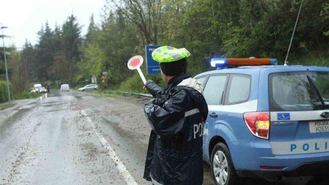 Bomba d’acqua, strade invase dal fango