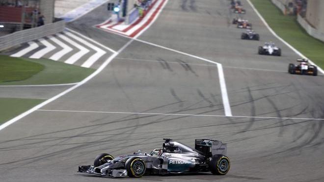 F1: in Bahrain doppietta Mercedes, Ferrari relegate al nono e decimo posto