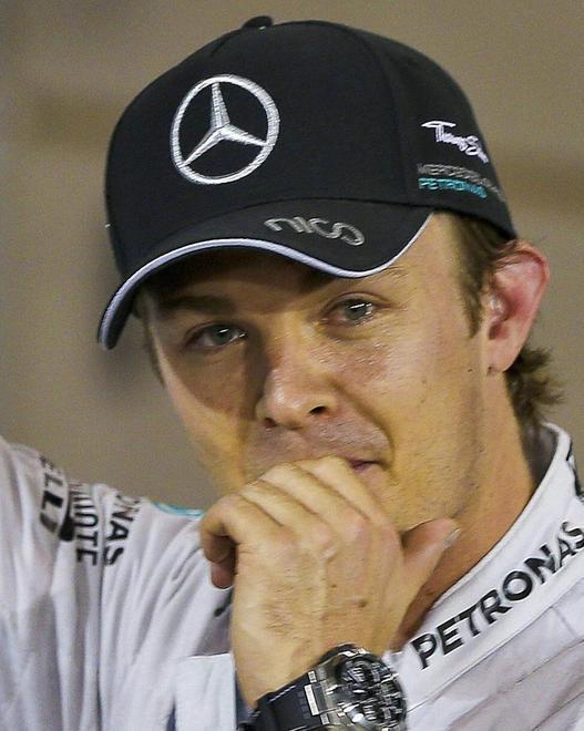 Strapotere Mercedes, male le Ferrari 