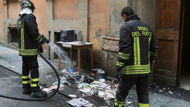 Paura alla casa di riposo ma a bruciare è solo l’uovo