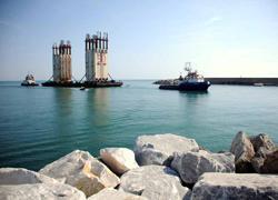 Arrivati i primi due cassoni per la Concordia a Marina di Carrara 