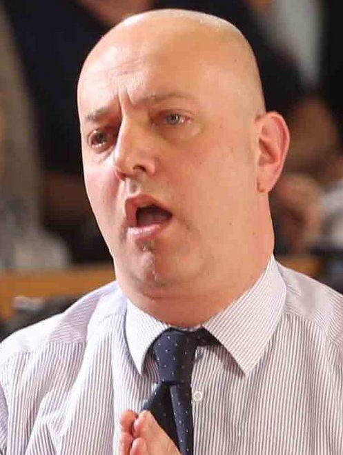 Menetti dà fiducia ai tre giovani e sa vincere il match in difesa