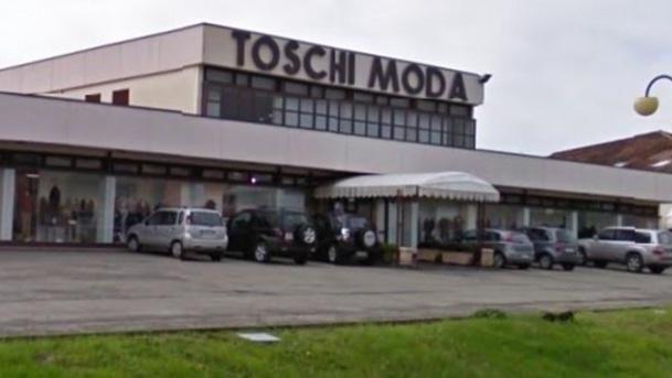 I ladri tornano a “far visita” al negozio Toschi Moda